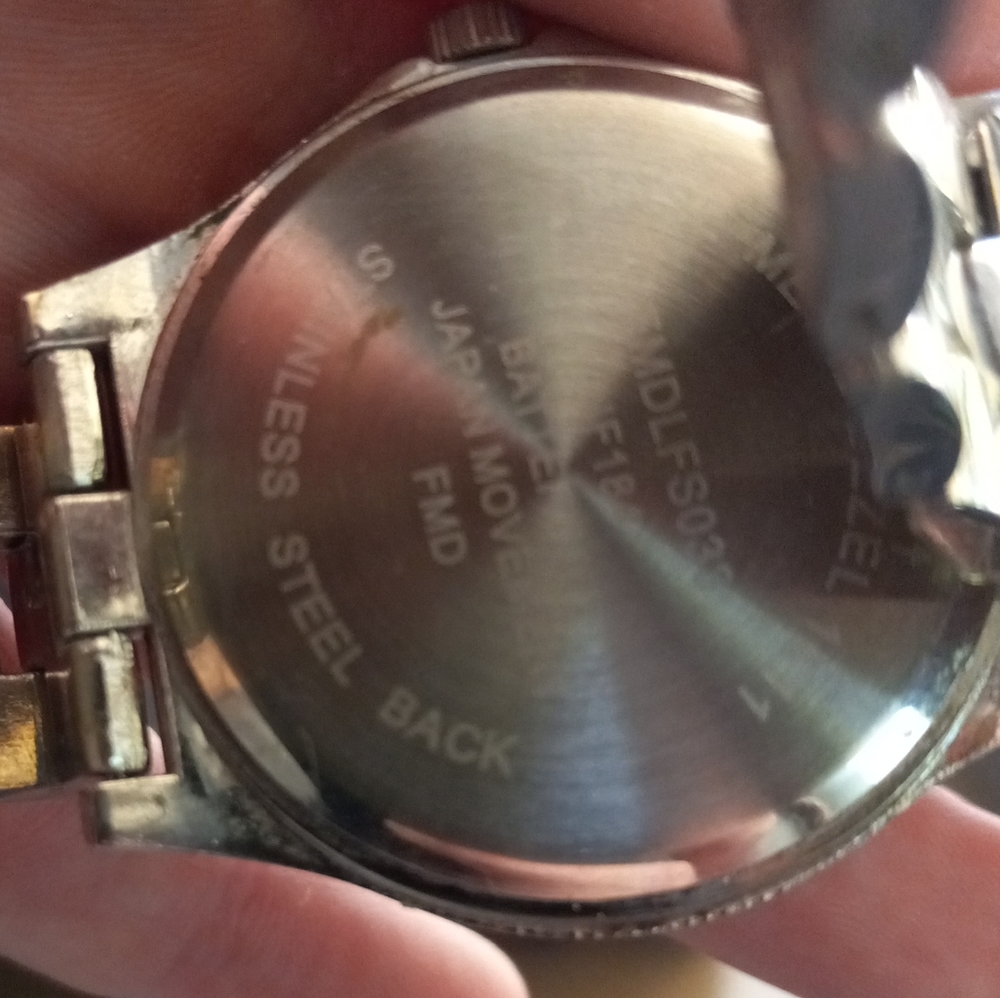 Watch - Picture 3 of 3